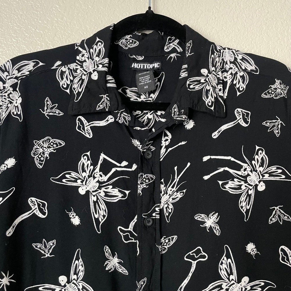 Hot Topic Top Womens Medium Skeleton Fairy Mushroom Bug Novelty Grunge Goth - Picture 4 of 10